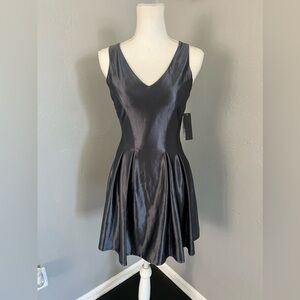 city Studio Sleeveless V Neck A Line Pleated Grey 
Dresses size 5